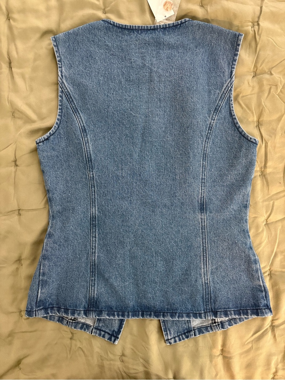 Vintage-Inspired Denim Button Front Vest - Blue - Picture 4 of 4